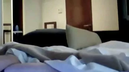 از دانلود گروه تلگرام سکسی ظریف لب می گذارد و یک نقطه زیبایی در ضخامت