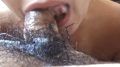 معمول, او نشسته بر روی گروه تلگرام فیلم پورن میز و پسر شروع به جلق